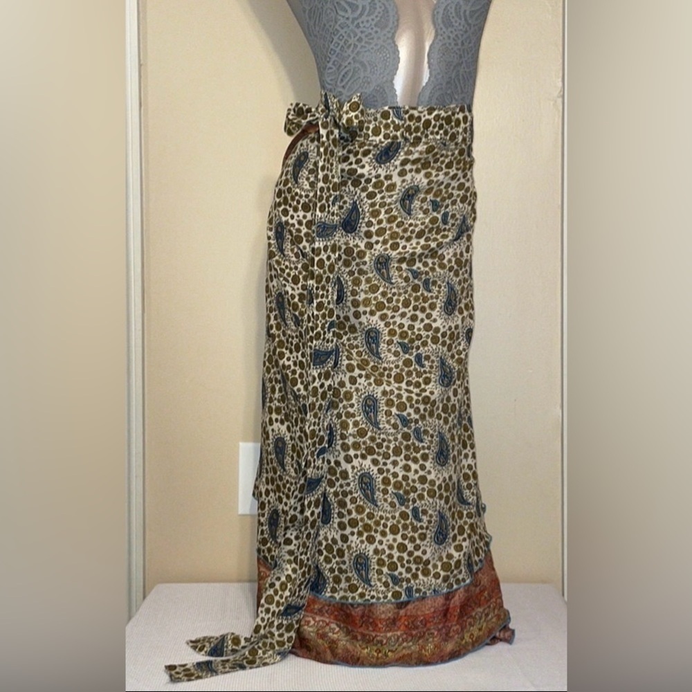Women wrap skirt large 34 large paisley Silk maxi tie cream brown adjustable